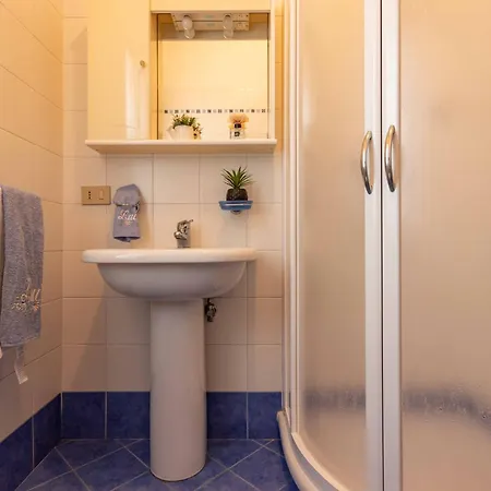 Apartment Inca